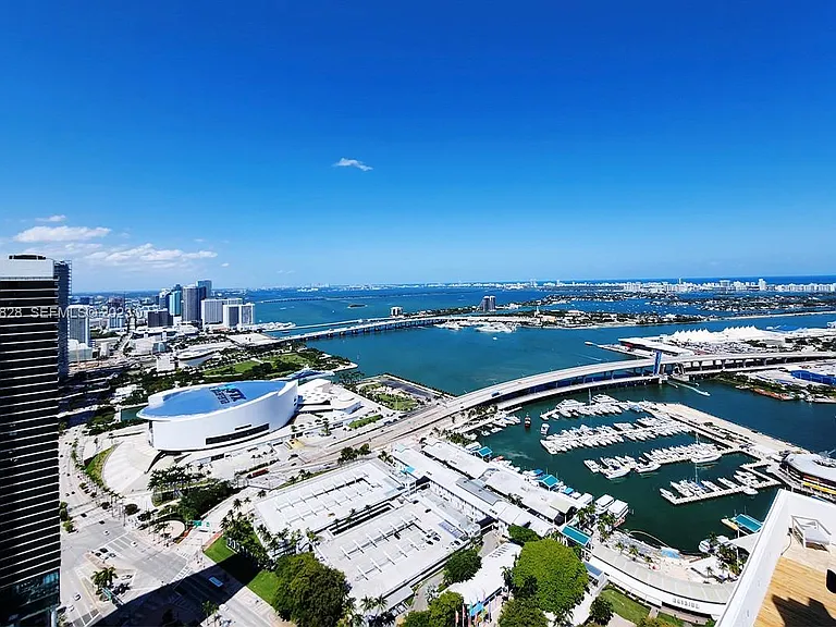244 Biscayne Blvd #200 — Photo 18