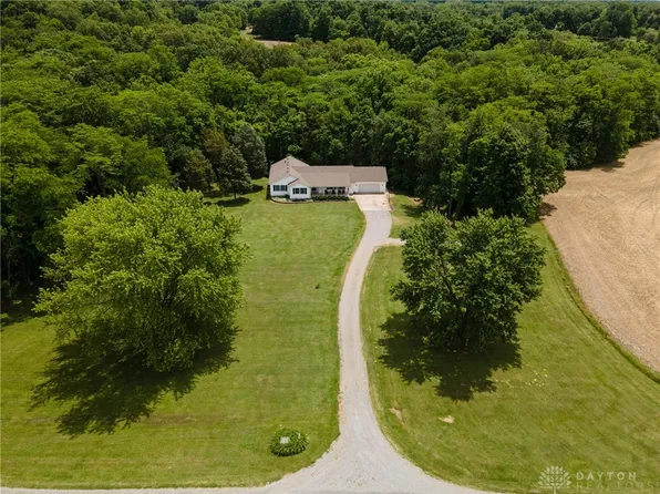 5182 Middleboro Rd, Morrow, OH 45152