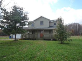 3669 Jones Rd, Diamond, OH 44412
