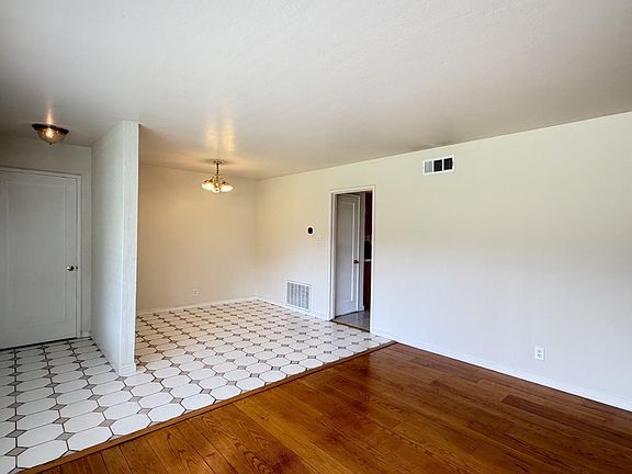 4th image of 3407 Cowell Rd
