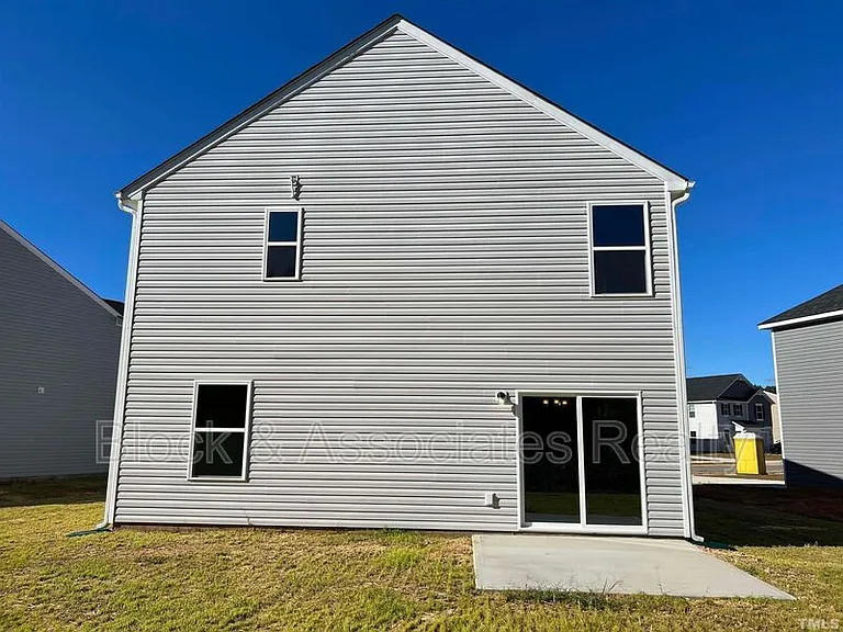 179 Maple Tree Ln — Photo 5