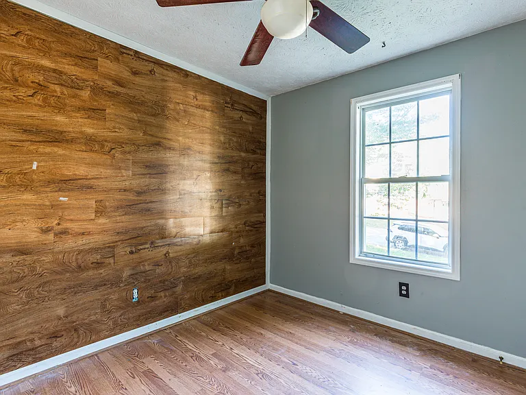 3061 Meadow Wood Ct — Photo 26