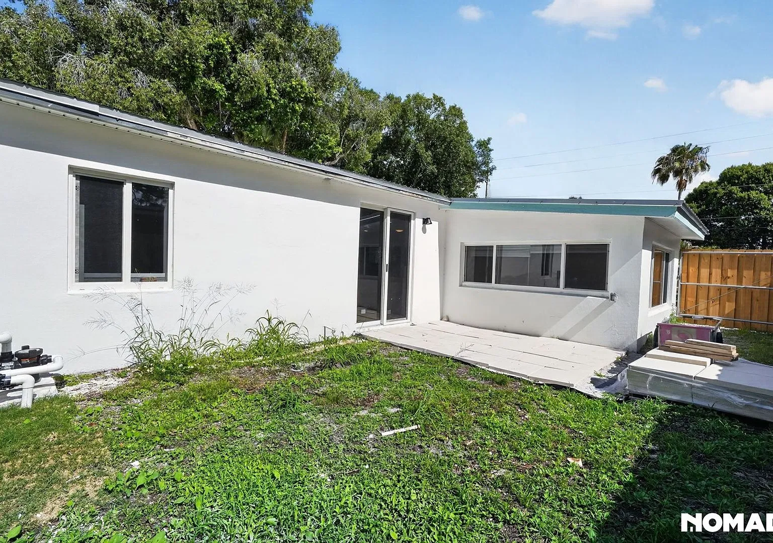 Charming 3BR w pool & home office/den House in Fort Pierce — Photo 4