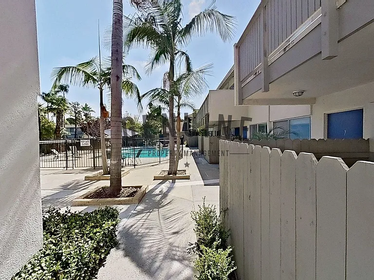 8142 La Paz Dr — Photo 19