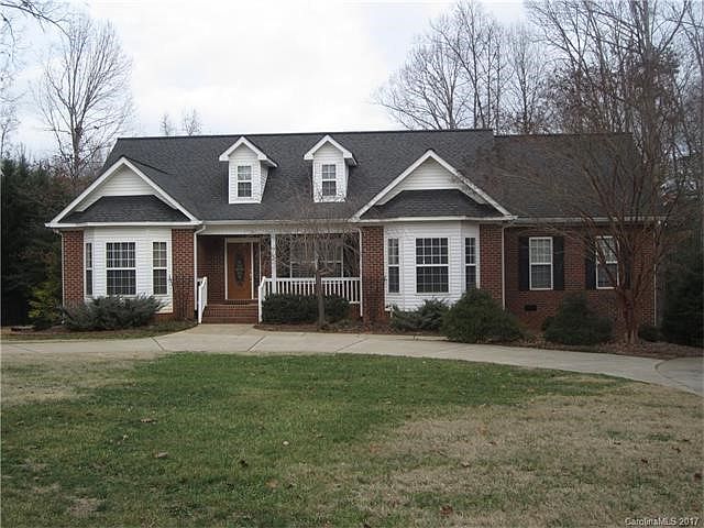 1st image of 317 Forbes Ct