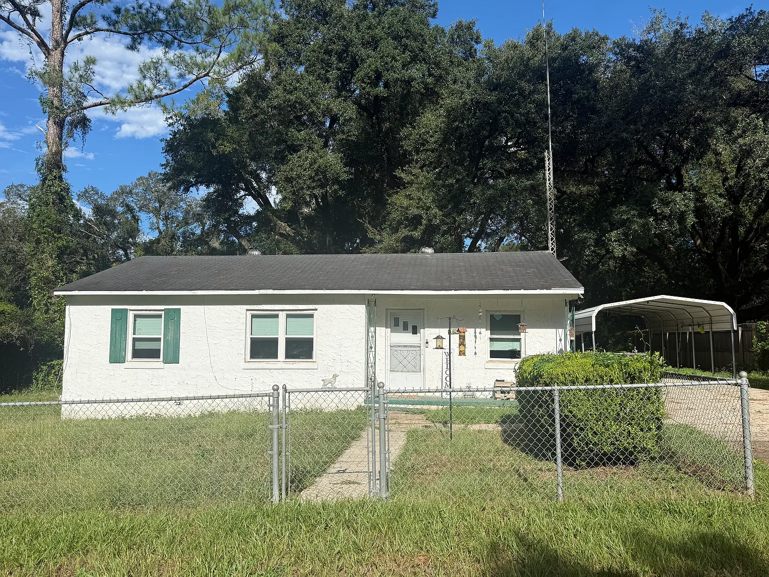 1626 Stanley Ave — Photo 1