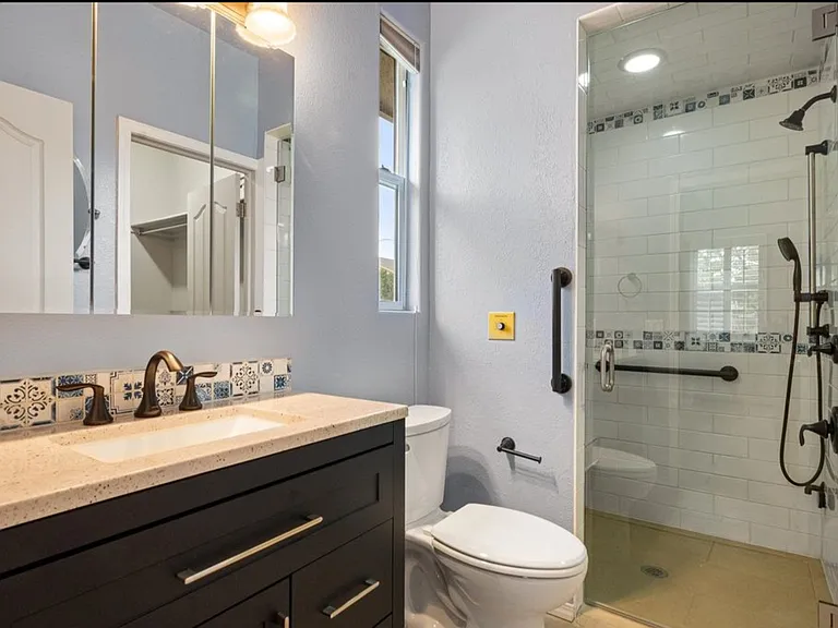 796 Josilyn Ct — Photo 4
