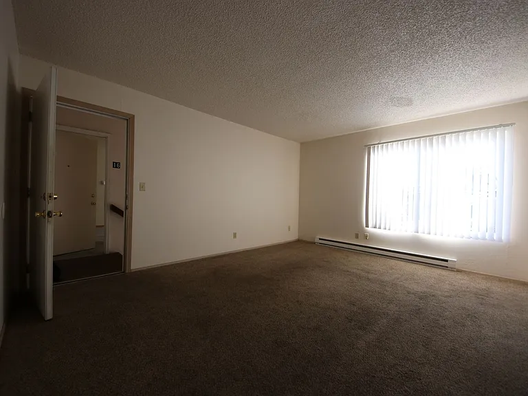 616 Molalla Ave — Photo 13