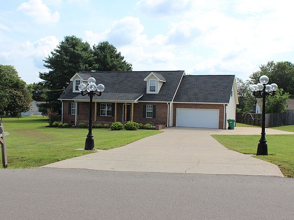 2nd image of 2627 Galahad Dr