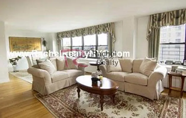 Rented by Rachel Realty | media 37