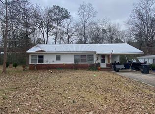 509 Mary St, Centre, AL 35960