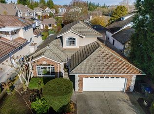 16545 10th Ave, Surrey, BC V4A 9S1