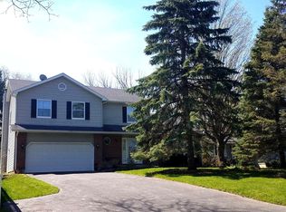 181 Walnut St, Libertyville, IL 60048