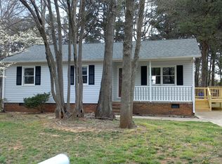 2446 Michelle Dr, Burlington, NC 27217