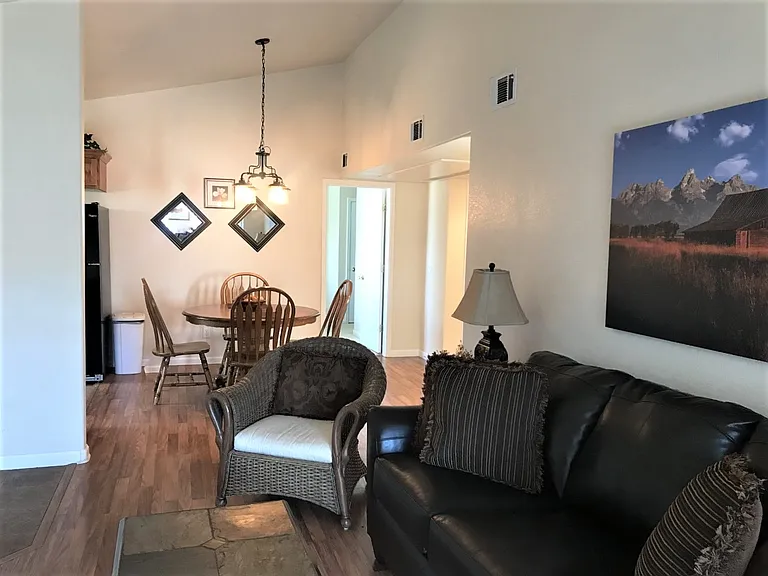 138 Beacon Way #1G — Photo 4