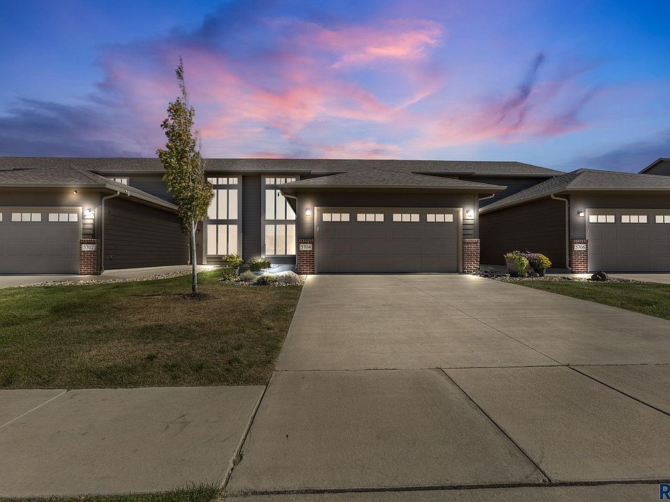 1st image of S Woodlily Ave