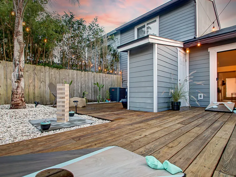 660 Aquatic Dr — Photo 64