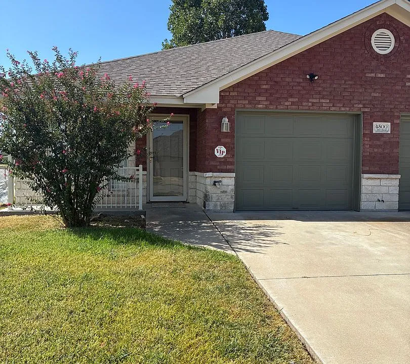 4500 John David Dr