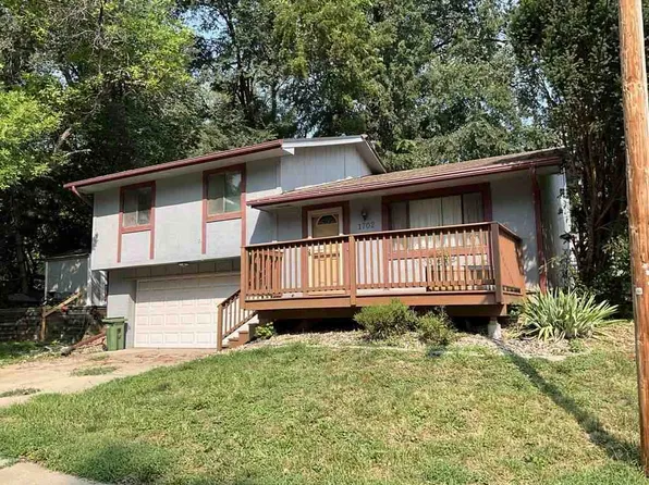 1702 Warren St, Bellevue, NE 68005