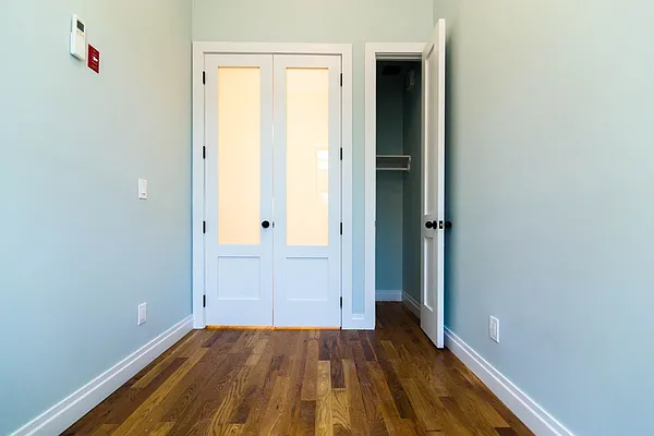 Rented by Nooklyn NYC LLC | media 39