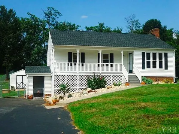 105 Cimarron Rd, Forest, VA 24551