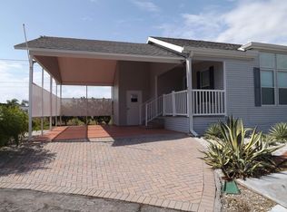 903 Freeport W, Venice, FL 34285