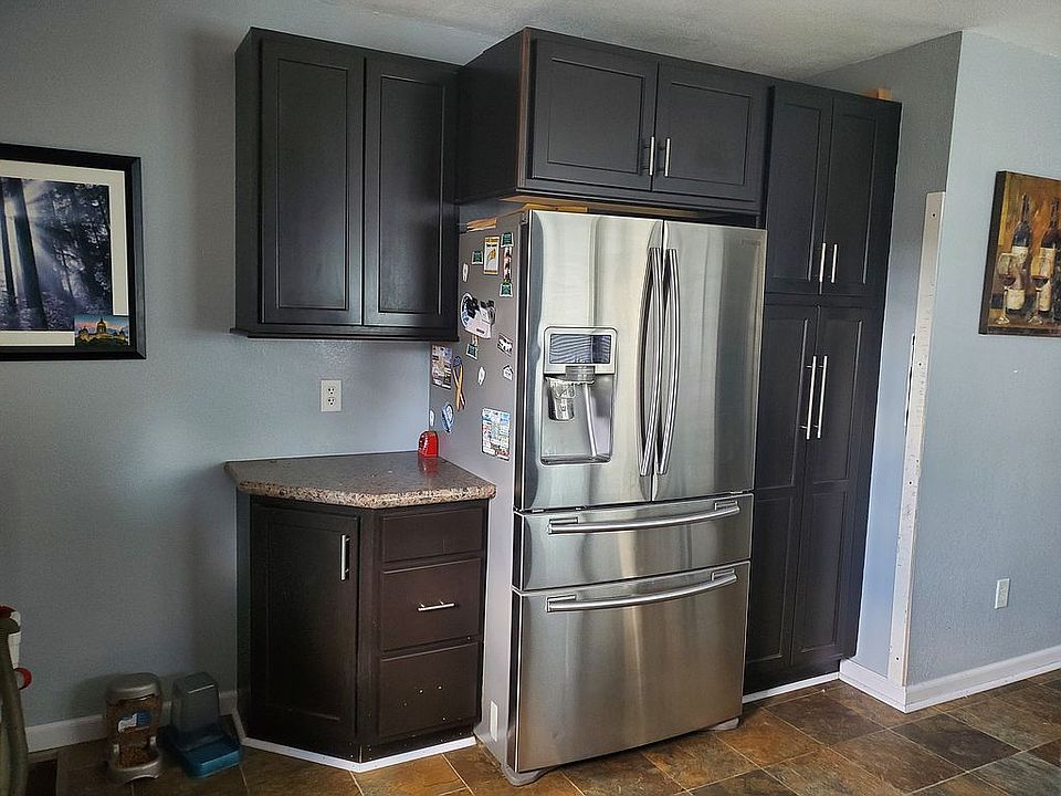 1st image of 403 McMartin St