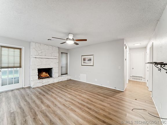 2nd image of 28471 E 138th St S
