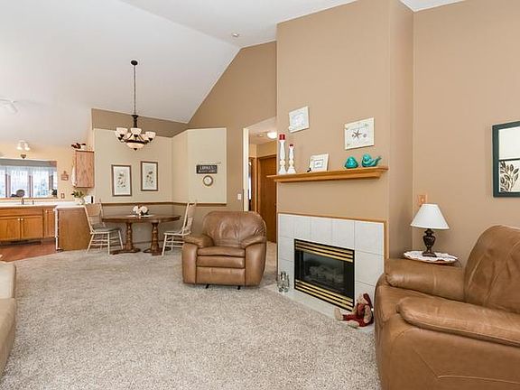 4th image of 3348 Northdale Ln NW
