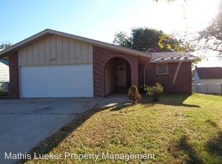 1423 Cypress Ct, Junction City, KS 66441
