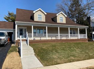1517 Greenview Ave, Reading, PA 19601