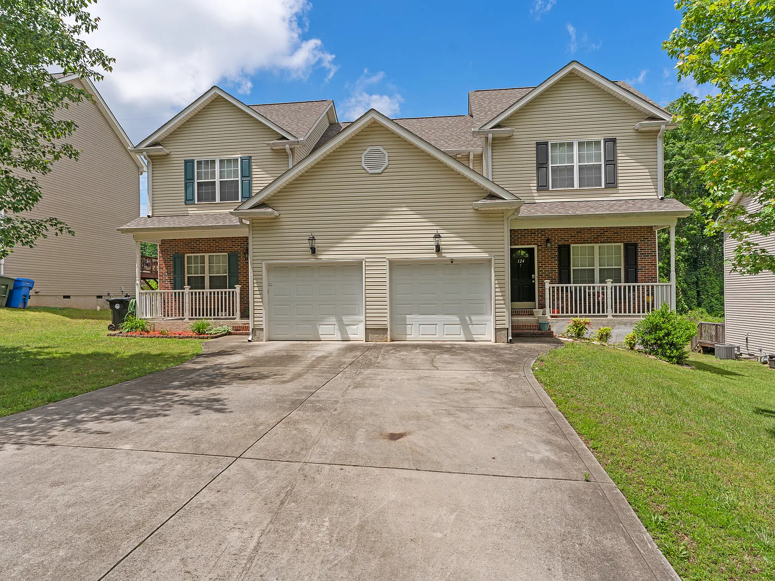 126 Ridge Bluff Rd — Photo 2