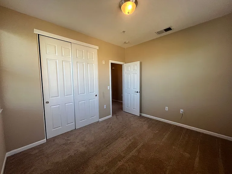 50 Regency Park Cir #11112 — Photo 18