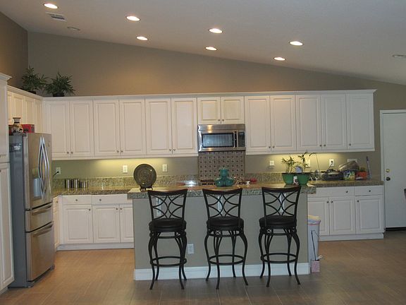 4th image of 1907 Orchid Ln