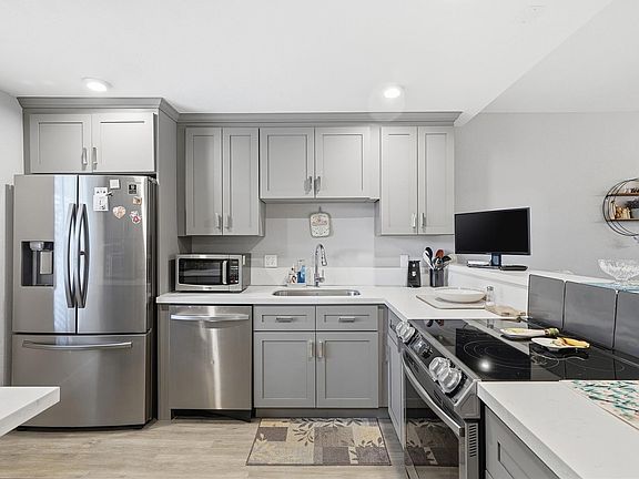 3rd image of 800 Cypress Grove Drive #308