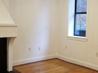 39 Grove St APT 2R, New York, NY 10014