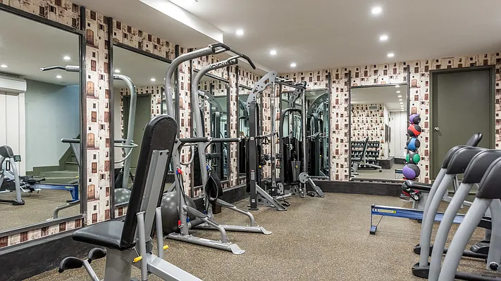 Rented by Nooklyn NYC LLC | media 16
