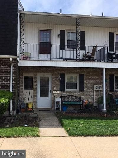 1st image of 706 Colony Dr
