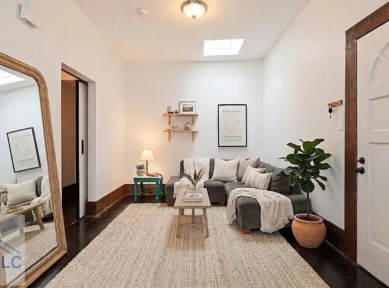 219 Abercorn St #F2 — Photo 4
