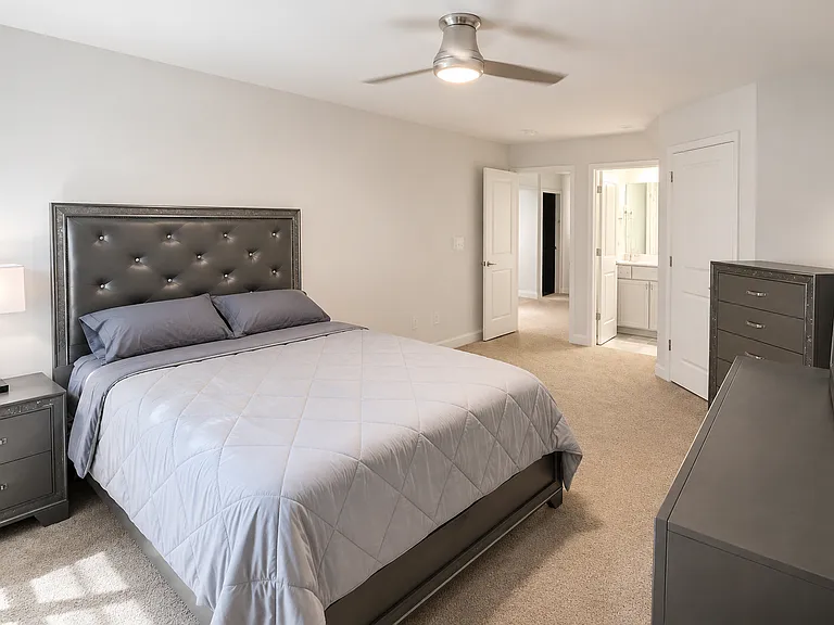 182 Hillmont Dr #16 — Photo 8