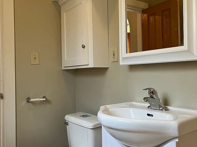 1211 E Saveland Ave #LOWER — Photo 13