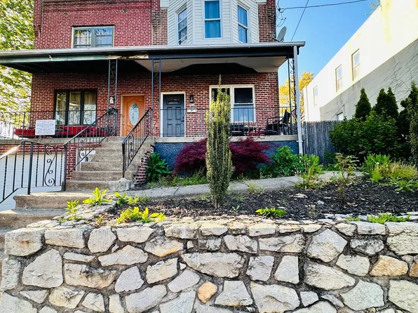 6634 Marsden St, Philadelphia, PA 19135