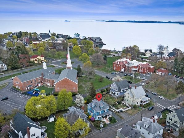 11 Hardy Rd, Swampscott, MA 01907