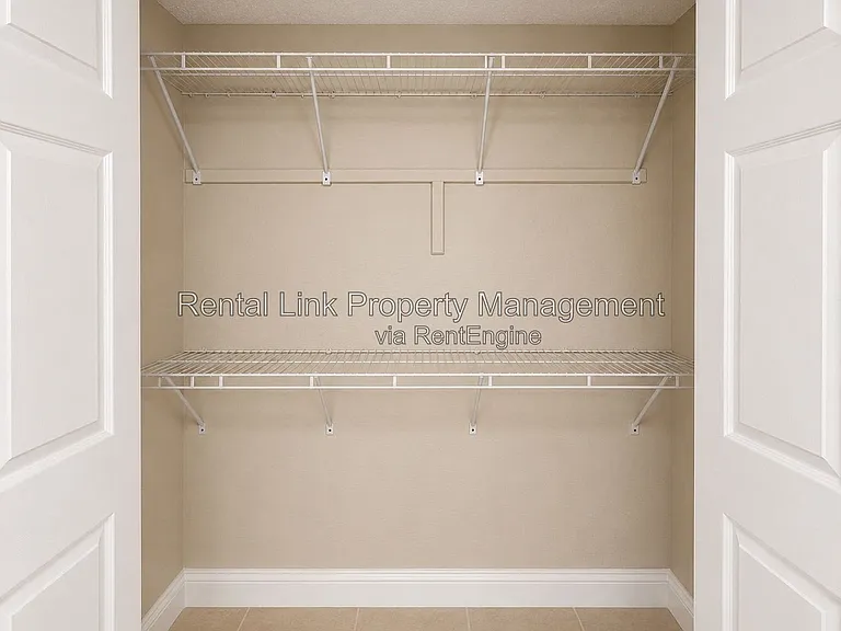 2264 Winkler Ave #202 — Photo 22