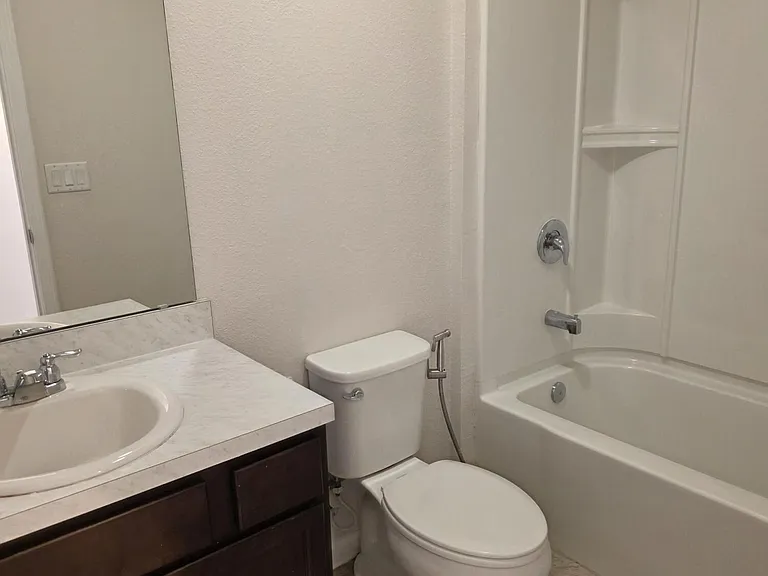 2537 Wisdom Ct — Photo 10