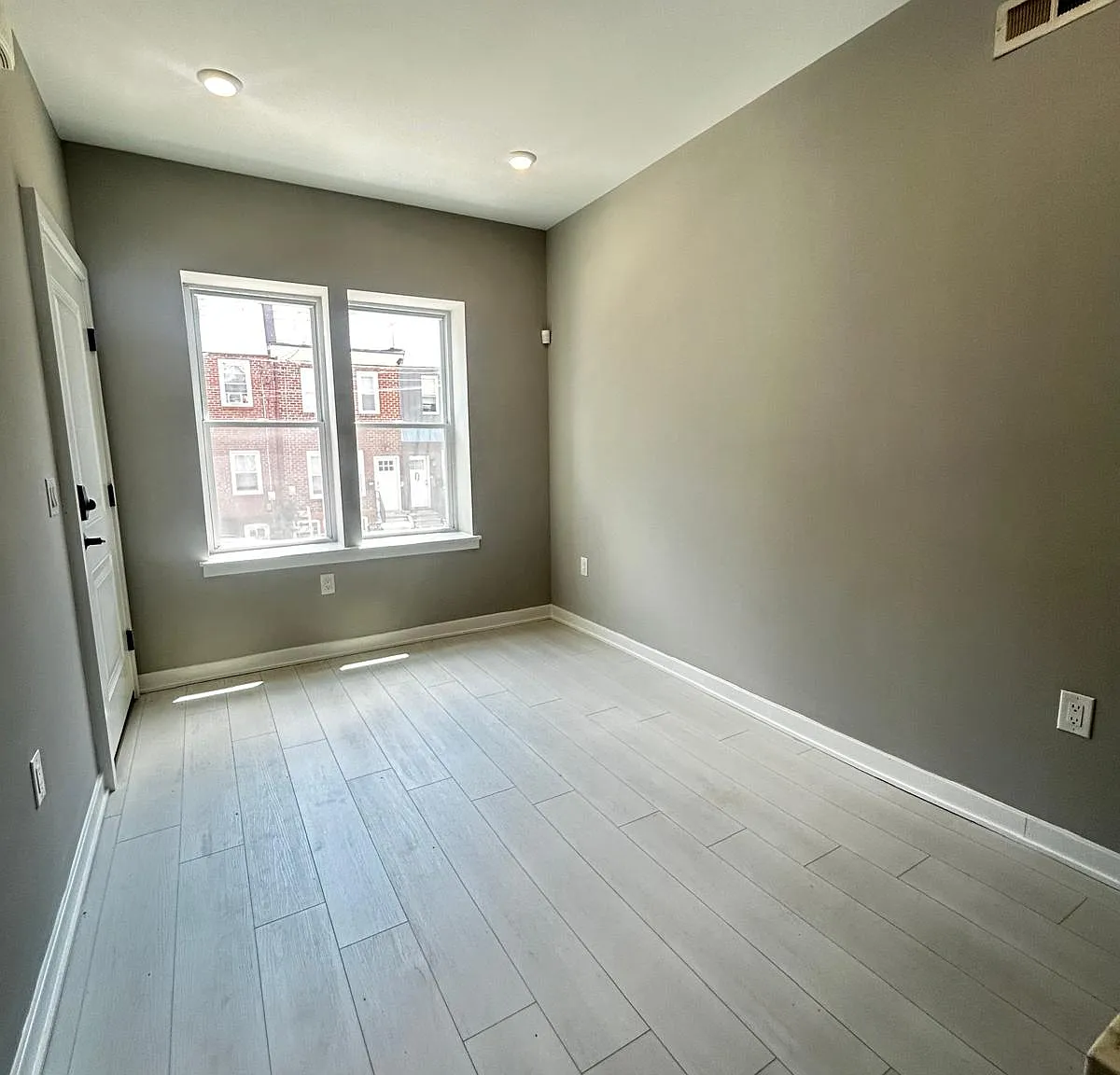 2 bed, 750 sqft, $1,450 — Photo 2