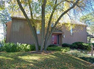 444B Old Barn Rd #M217, Lake Barrington, IL 60010