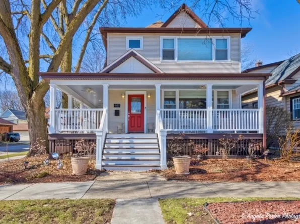 447 Hannah Ave, Forest Park, IL 60130