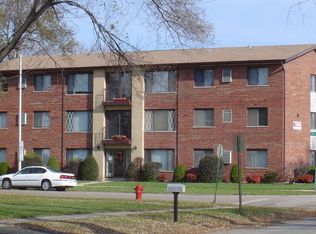 6116 W 97th St APT 1A, Oak Lawn, IL 60453