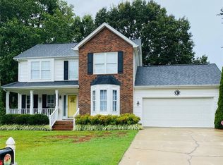 1305 Merlin Cir, Reidsville, NC 27320